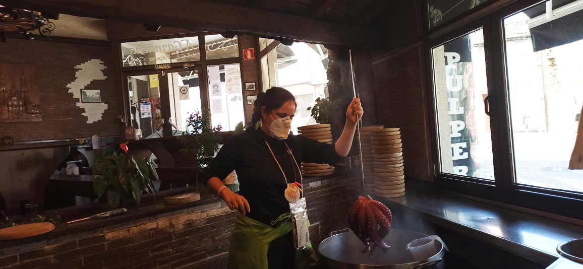 Comer en Galicia en el Camino de Santiago desde Sarria y otras rutas